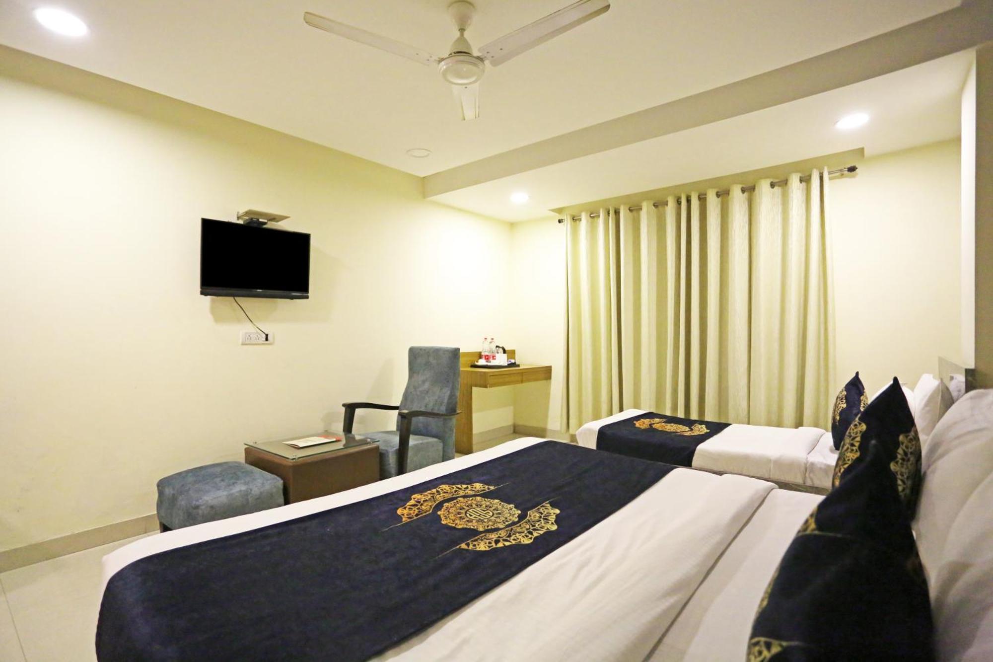 Hotel Grand Suites By D'Capitol Near Delhi Airport New Delhi Exterior photo