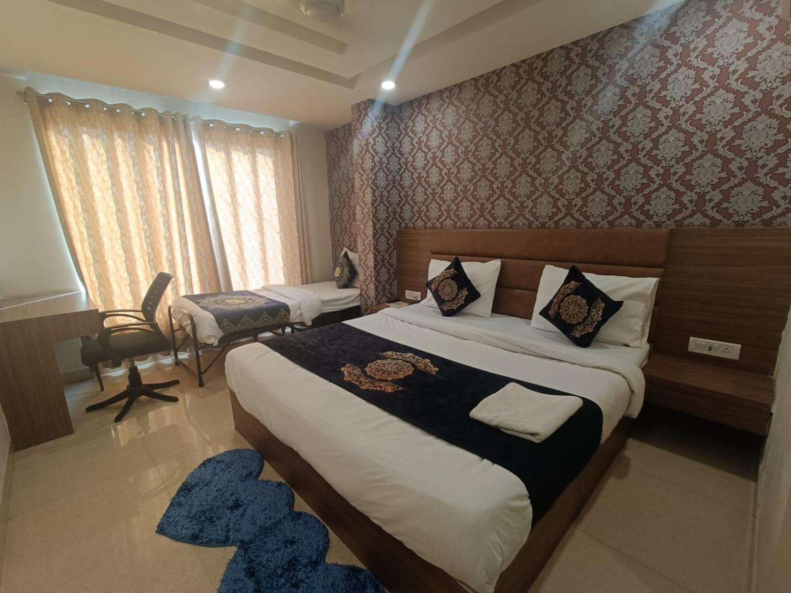 Hotel Grand Suites By D'Capitol Near Delhi Airport New Delhi Exterior photo