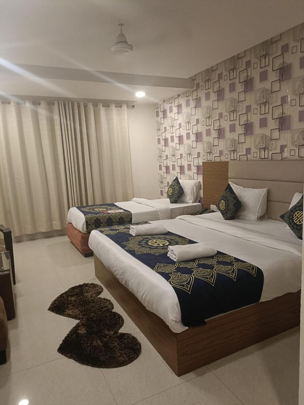 Hotel Grand Suites By D'Capitol Near Delhi Airport New Delhi Exterior photo