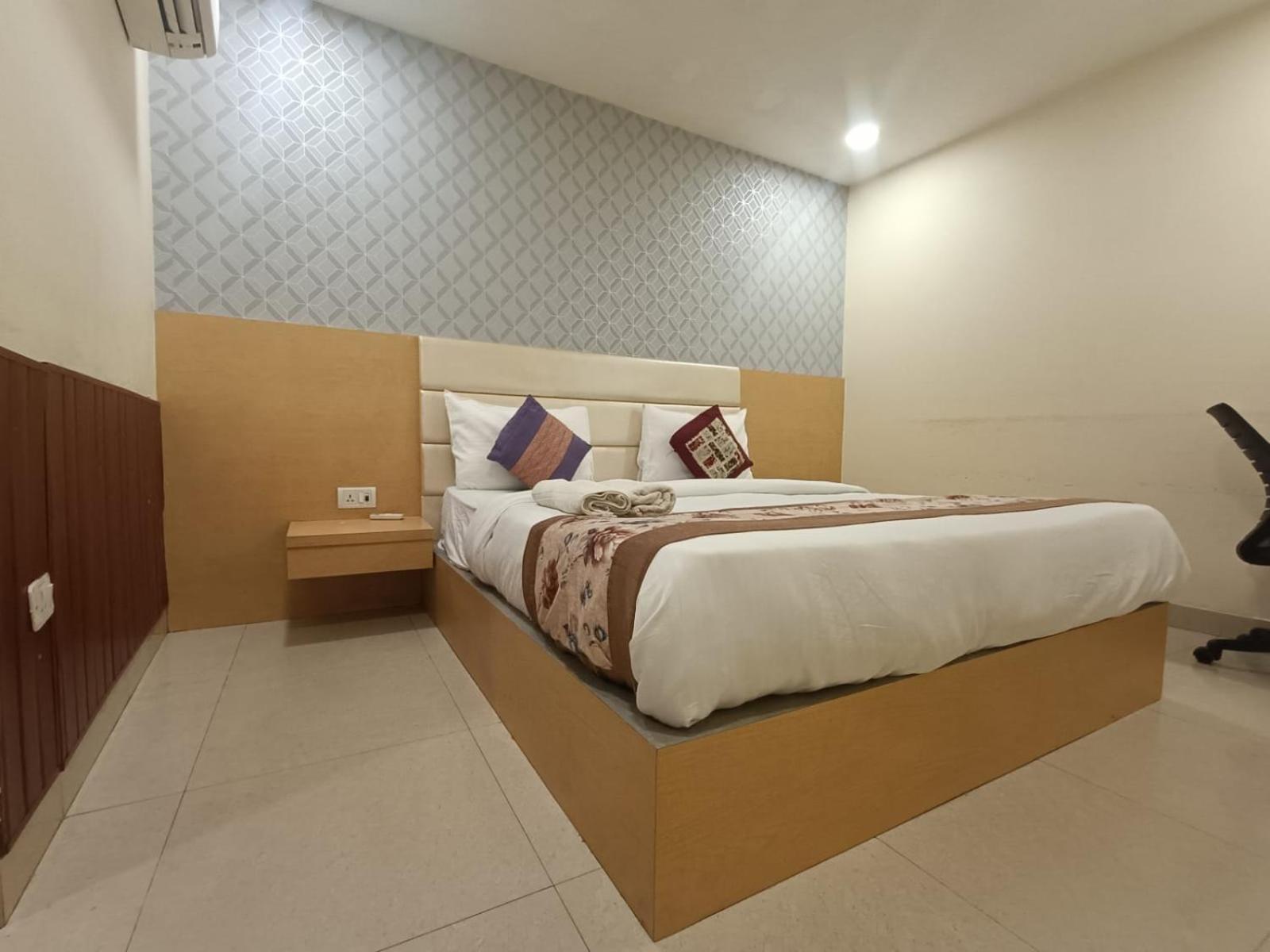 Hotel Grand Suites By D'Capitol Near Delhi Airport New Delhi Exterior photo