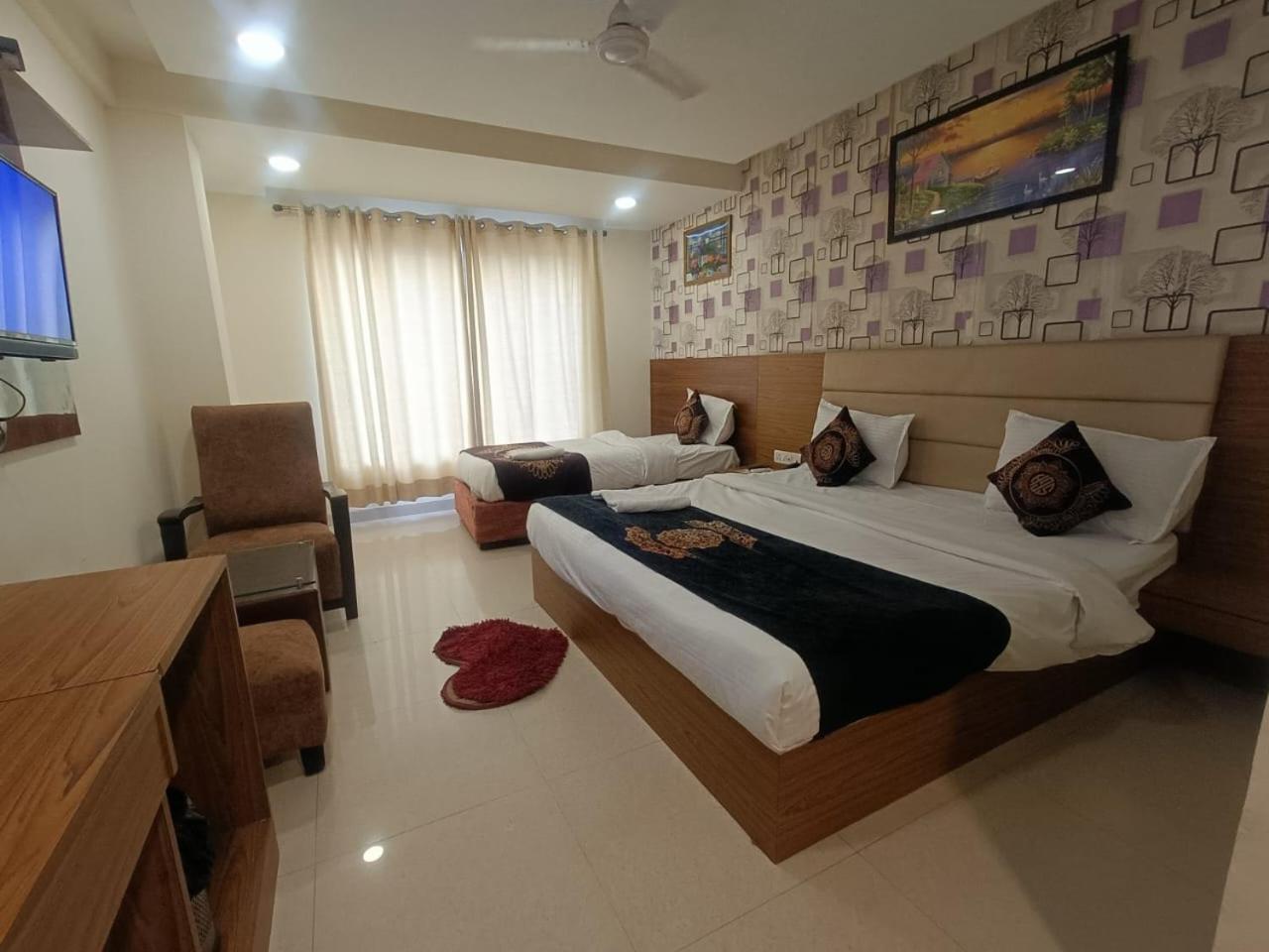 Hotel Grand Suites By D'Capitol Near Delhi Airport New Delhi Exterior photo