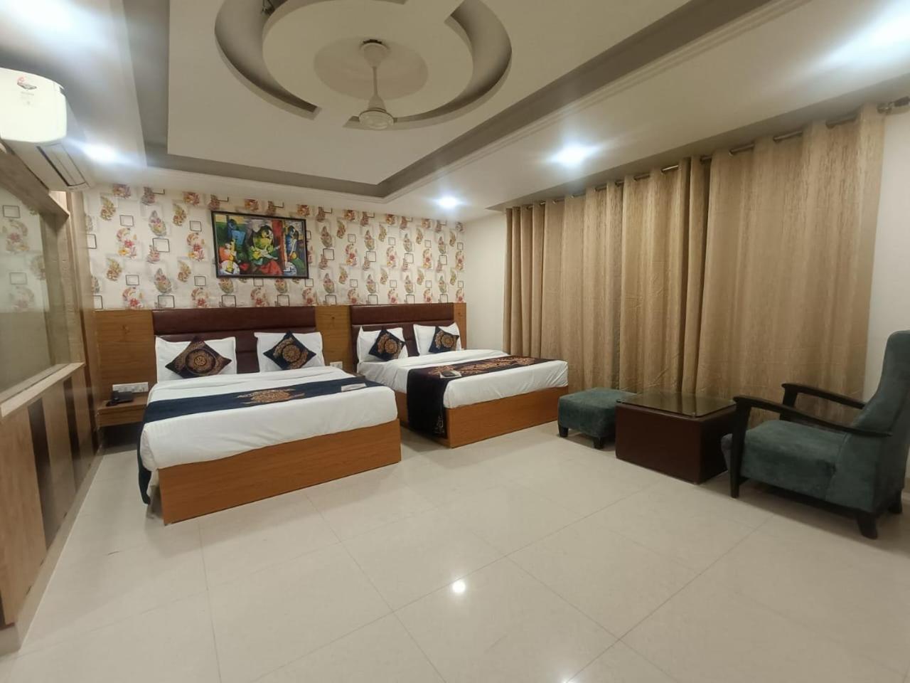 Hotel Grand Suites By D'Capitol Near Delhi Airport New Delhi Exterior photo
